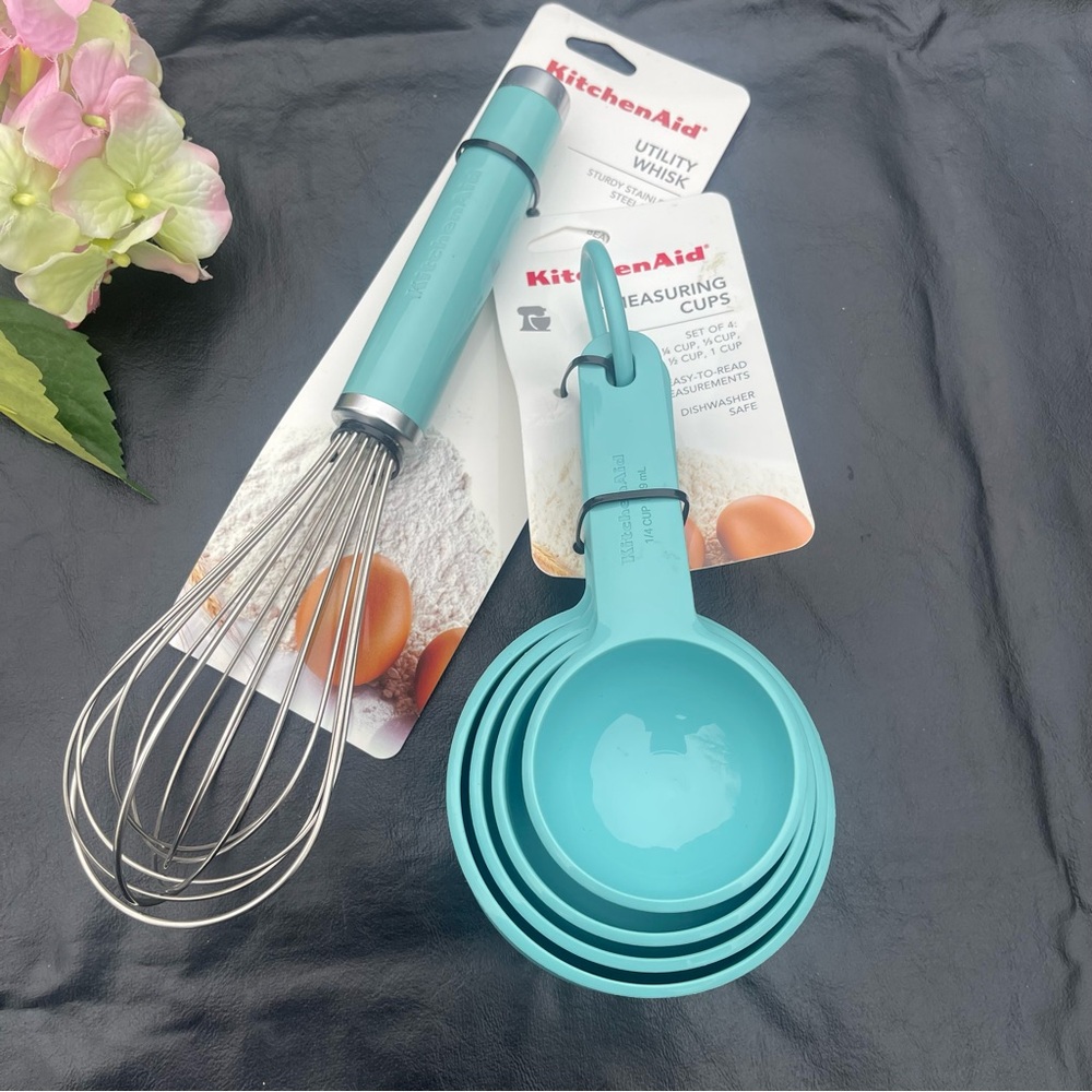 KitchenAid Aqua Sky Utility Whisk And Measures Cups New